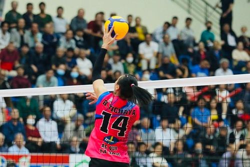 Cúp bóng chuyền Hùng Vương 2023: Chiến thắng thuộc về đội bóng có ưu thế hơn