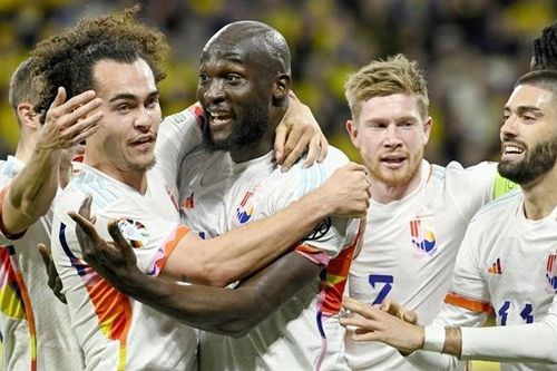Vòng loại Euro 2024, Bảng F: Lukaku lập hat-trick làm lu mờ Ibrahimovic