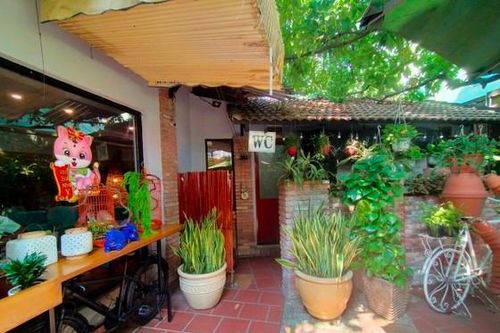 Giải pháp kép cho nhà vệ sinh công cộng