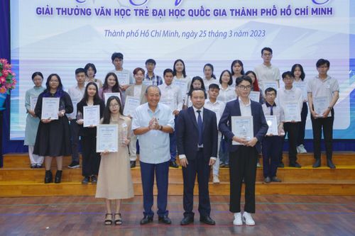 Trao Giải thưởng Văn học trẻ Đại học Quốc gia TPHCM năm 2022