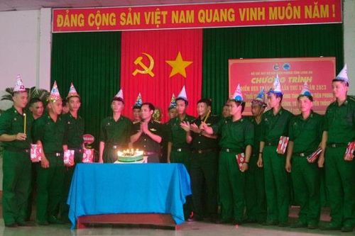 BĐBP Long An tổ chức Chương trình 'Điểm hẹn tháng 3'