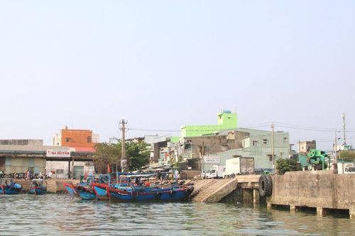 Chủ tịch UBND Bình Định yêu cầu đảm bảo an toàn giao thông đường thủy nội địa tại Quy Nhơn