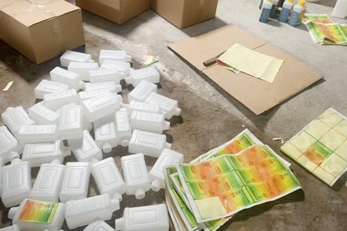 Giám đốc doanh nghiệp bị khởi tố vì sản xuất phân bón, thuốc bảo vệ thực vật giả