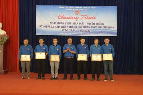 Si Ma Cai tổ chức chương trình Ngày Đoàn viên – Gặp mặt truyền thống