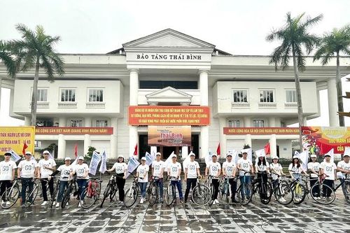 Để tiết kiệm điện, tiết kiệm năng lượng trở thành thói quen