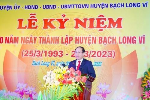Tưng bừng kỷ niệm 30 năm Ngày thành lập huyện đảo Bạch Long Vĩ