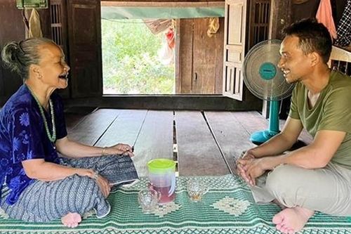 Nữ già làng được người dân tin yêu