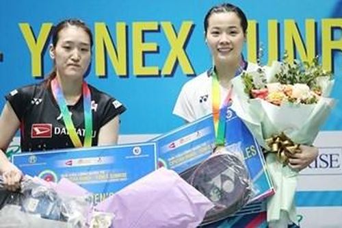 Đánh bại tay vợt Nhật Bản, Nguyễn Thùy Linh vô địch Giải cầu lông quốc tế Ciputra 2023