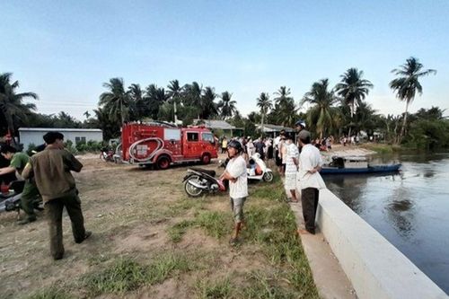 Tìm được người đàn ông bị đuối nước tại khu vực cống ngăn mặn ở Vĩnh Long
