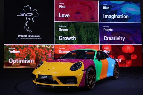 Porsche 911 Carrera GTS '7 sắc cầu vồng' cho các đại gia Thái Lan