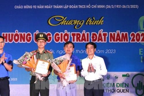 Tuổi trẻ Đắk Lắk chung tay hành động cho trái đất thêm xanh