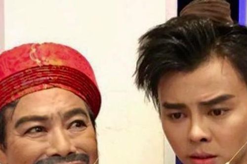 Cha đột ngột qua đời, nghệ sĩ Võ Minh Lâm vẫn lên sân khấu trước khi về chịu tang