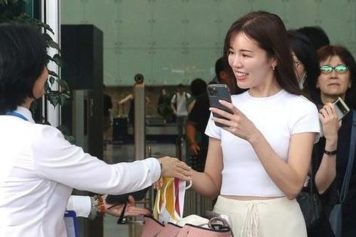 Du khách Nhật hào hứng tham quan Đà Nẵng, mê trải nghiệm văn hóa Việt Nam