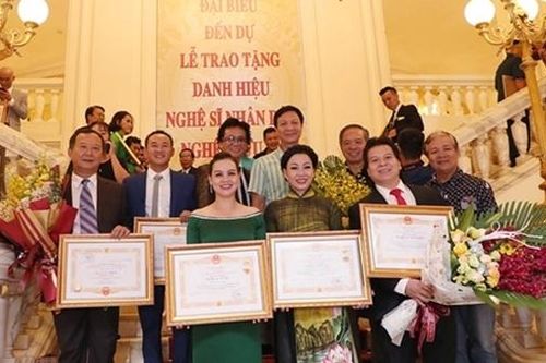 Xây dựng Nghị định mới để khắc phục bất cập trong xét tặng danh hiệu NSND, NSƯT
