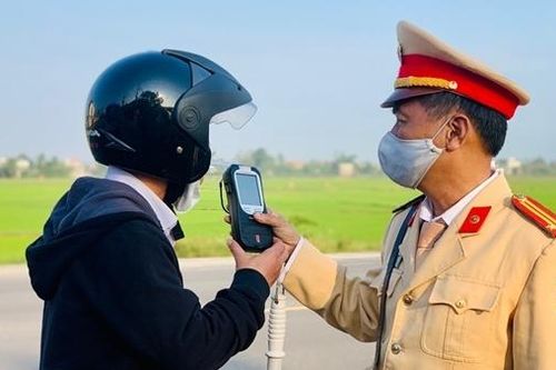 Quyết liệt tuần tra kiểm soát và xử lý nghiêm vi phạm, tai nạn giao thông giảm sâu