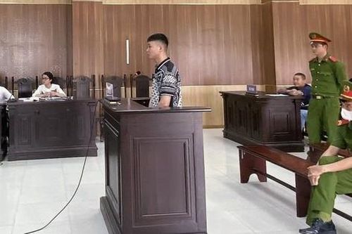 Căm ghét do nhiều lần bị xúc phạm, đối tượng chém đứt lìa bàn tay em rể