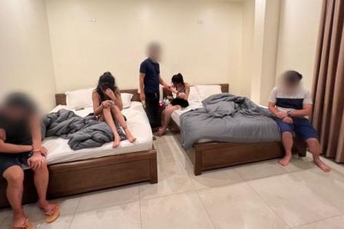 Nhóm nam nữ mang ma túy vào khách sạn sử dụng