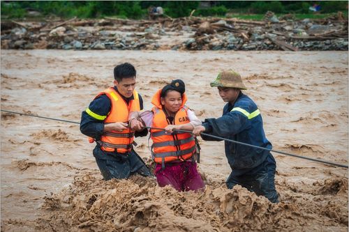 Phòng, chống hiện tượng thời tiết cực đoan do biến đổi khí hậu