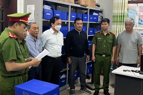 Khởi tố 4 người liên quan sai phạm đăng kiểm phương tiện thủy nội địa