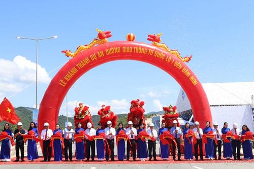 Khánh thành đường nối Quốc lộ 1A đến Đầm Môn, vịnh Vân Phong
