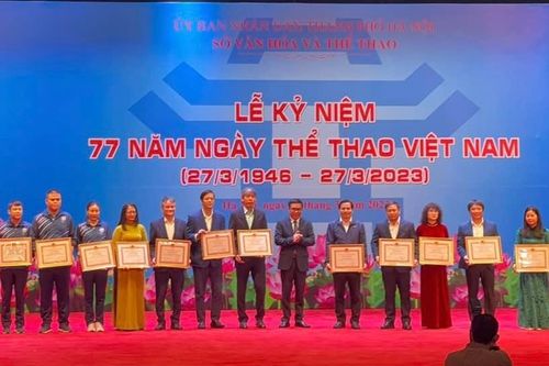 Hà Nội kỷ niệm ngày thể thao Việt Nam và khen thưởng 30 tập thể, 392 cá nhân