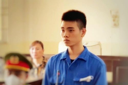 Nam thanh niên đâm chết bạn nhậu, lãnh án 17 năm tù