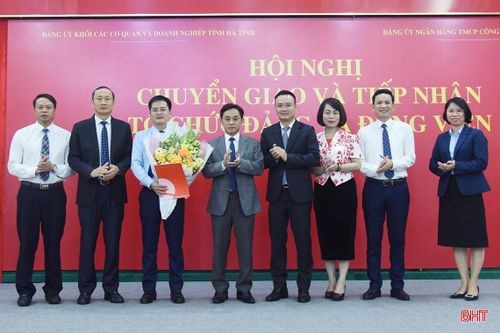 Công bố quyết định chuyển giao Đảng bộ VietinBank Chi nhánh Hà Tĩnh