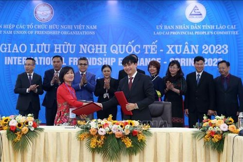 Quảng bá hình ảnh và con người Việt Nam đến bạn bè quốc tế