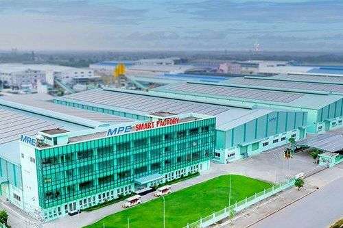 Vận hành nhà máy thiết bị điện thông minh 2.000 tỷ đồng