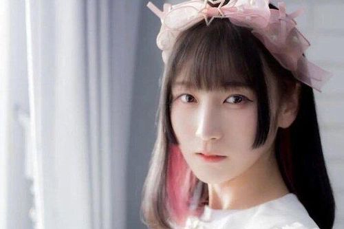 Nữ ca sĩ Mizuki Katase đột ngột qua đời ở tuổi 27