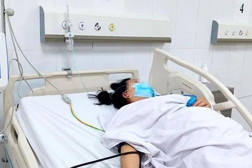 2 bệnh viện phối hợp cứu sống mẹ và con sản phụ viêm phổi nặng, nguy kịch