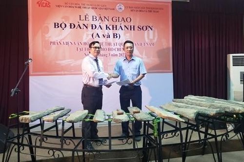Hai bộ đàn đá Khánh Sơn về lại Khánh Hòa sau 44 năm lưu chuyển nhiều nơi