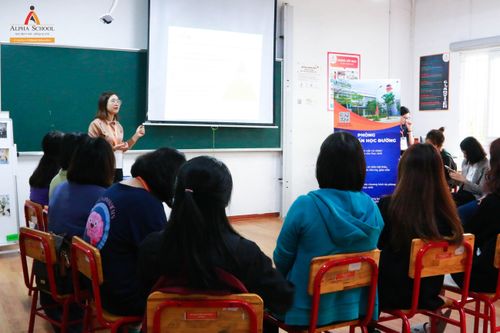 Trường học Hà Nội phối hợp chia sẻ kinh nghiệm tham vấn học đường