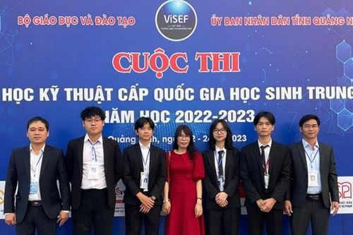 Tự hào học sinh Trường THPT chuyên Lê Quý Đôn Quảng Trị