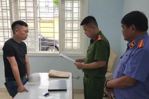 Bắt 'cò đất' lừa tiền tỷ