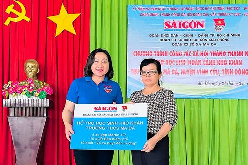 Tiếp bước em đến trường