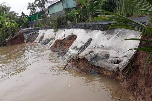 Nhiều điểm sạt lở lớn, phức tạp ở Tiền Giang ảnh hưởng đến đời sống người dân