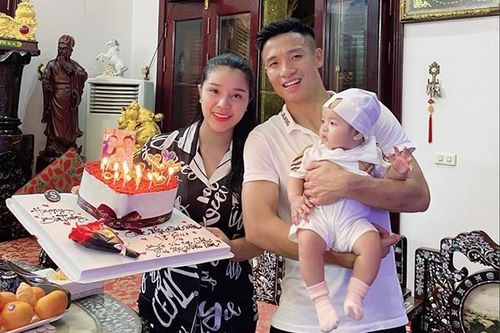 Lấy trung vệ Bùi Tiến Dũng, cô chủ khách sạn ngày càng giàu hơn