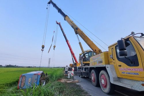 Xe khách bị ngắt thiết bị giám sát hành trình trước khi gặp nạn?