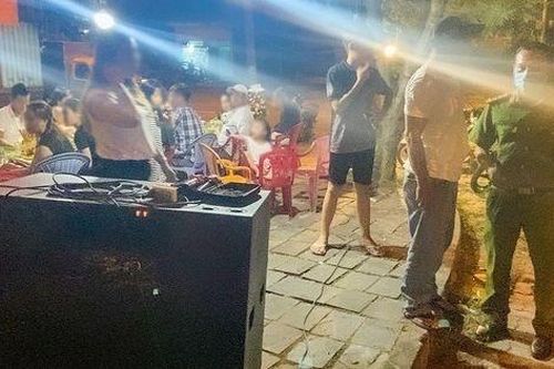 Lại xảy ra án mạng vì hát karaoke bằng loa kẹo kéo ở Đà Nẵng