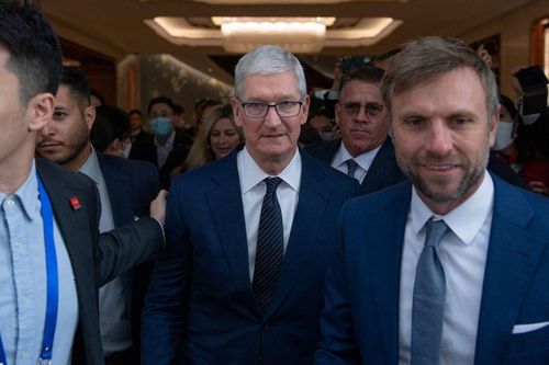 CEO Apple gặp Thủ tướng Trung Quốc Lý Cường