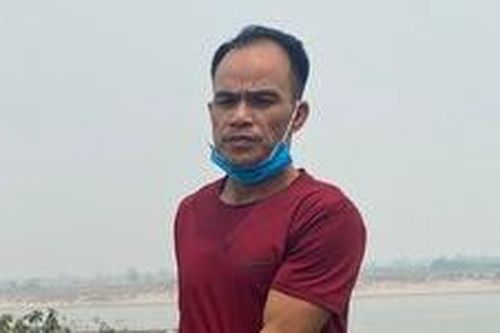 Mang 4 tiền án, vừa ra tù lại đi cướp tài sản