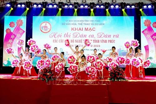 Rộn ràng Hội thi Dân ca, dân vũ các câu lạc bộ nghệ thuật tỉnh Vĩnh Phúc