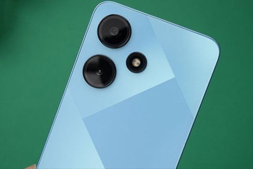 Smartphone RAM 8 GB, pin 5.000 mAh, giá 2,57 triệu đồng