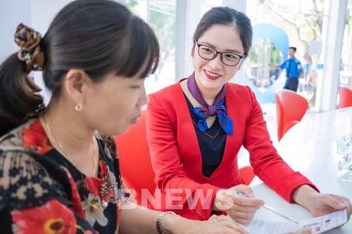 Hộ kinh doanh được tiếp vốn từ gói vay linh hoạt 24h của Bản Việt