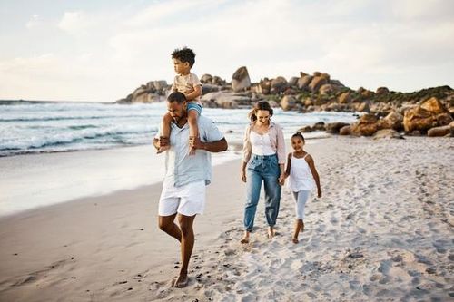 Thà bỏ tiền đi chơi còn hơn để dành vài đồng tiết kiệm