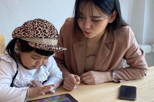 Bố mẹ có IQ thấp có khiến con kém thông minh?
