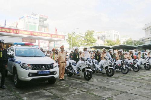 An Giang phát động thi đua bảo đảm trật tự an toàn giao thông năm 2023