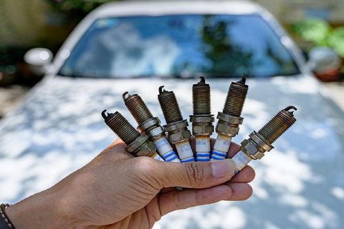 Cách nhận biết bugi ô tô bị hỏng bằng màu sắc