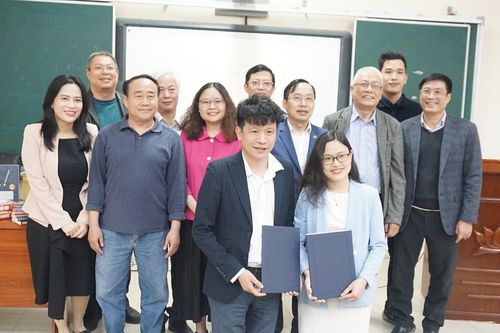 Hợp tác xuất bản Tủ sách Kinh điển pháp luật